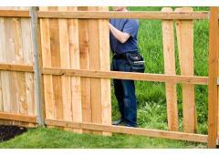 Best Fencing Services in Leybourne